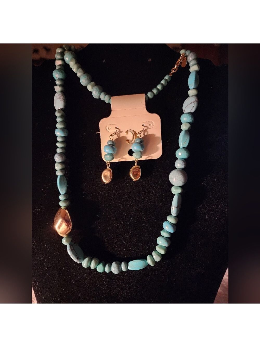 Charming Charlie Faux Turquoise and Gold Beaded Necklace and Earring Set NWT